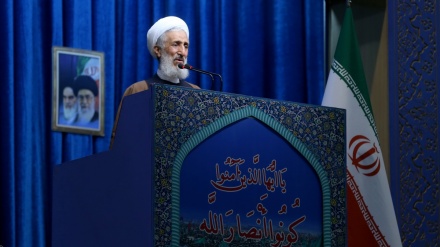 テヘラン金曜礼拝、「イスラム諸国は聖地防衛の声明を出すだけで満足すべきではない」