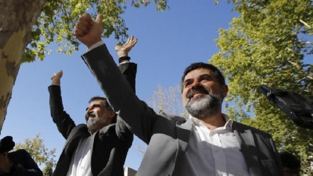 Catalogna: Sanchez in lista Puigdemont