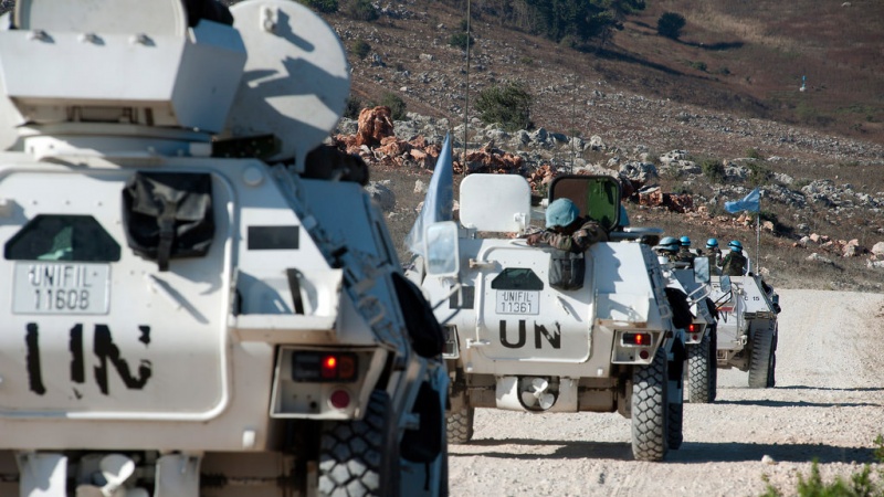 kendaraan pasukan penjaga perdamaian PBB di Lebanon selatan, UNIFIL