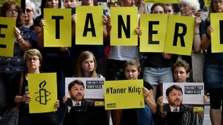 Turchia, riprende processo a presidente di Amnesty: torni libero