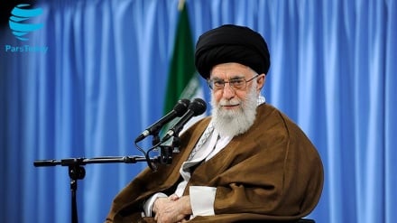 líder exorta o mundo islâmico a continuar a luta anti-Israel