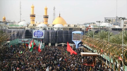 Peregrinos iraníes se dirigen a Karbala para conmemorar Arbaín
