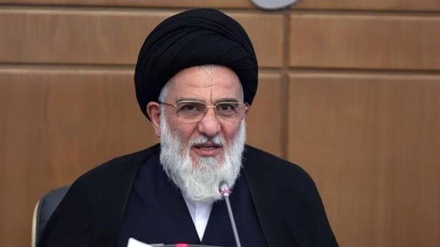 Ayatullah Shahroudi: Kushindwa Daesh(ISIS) kutausukuma ubeberu uanzishe njama mpya