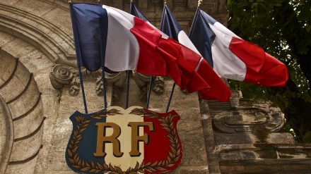 Fransa nükleer anlaşmaya bağlı kalacağını tekrarladı 