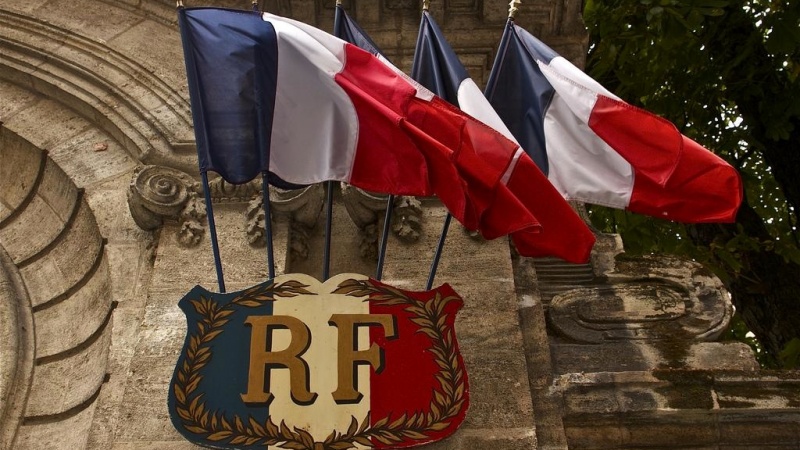 Fransa nükleer anlaşmaya bağlı kalacağını tekrarladı
