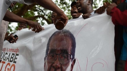 Zimbabwe’s ZANU-PF Party set to sack leader Mugabe: Report