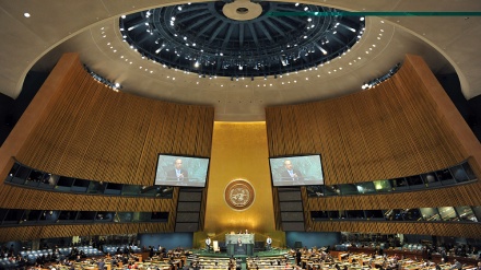 Miratohet rezoluta për shkeljen e të drejtave të njeriut në Iran