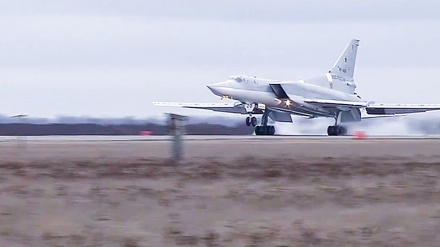 Força Aeroespacial da Rússia bombardeia Daesh perto de Al-Bukamal