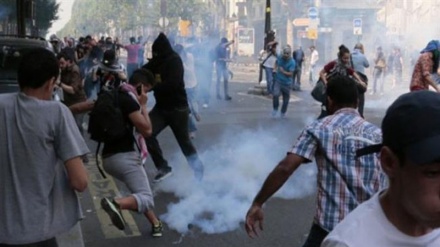Gerusalemme: continuano gli scontri tra palestinesi e militari sionisti