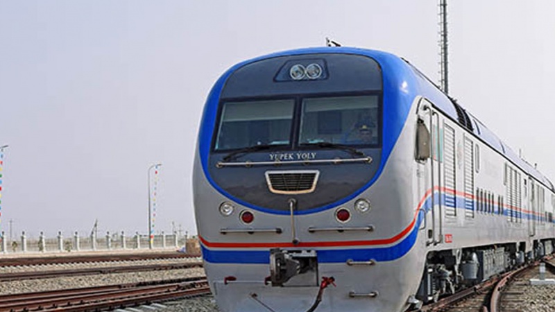 توافق ایران و پاکستان برای رونق گردشگری با راه اندازی قطار مسافری و زیارتی