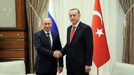Russia-Turchia, Putin accolto da Erdogan ad Ankara
