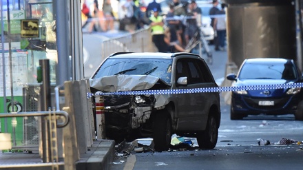 Video: Melbourne, suv contro passanti