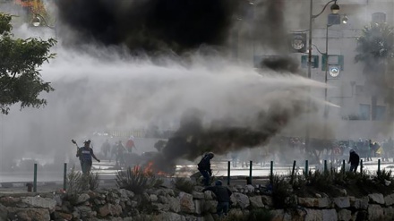 Palestinian protesters clash with Israeli forces in West Bank, Gaza