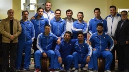 پیام قدردانی رهبر معظم انقلاب از تیم ملی وزنه‌برداری ایران و پهلوان سرافراز علیرضا کریمی