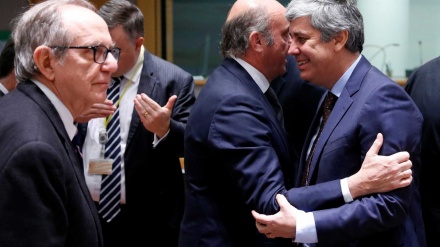 Ministro das Finanças português eleito presidente do Eurogrupo