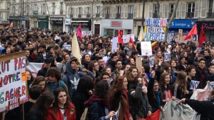 Protesta në Paris kundër shtimit të papunësisë