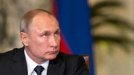 Russia: Putin presenta documenti per candidatura a presidenziali di marzo