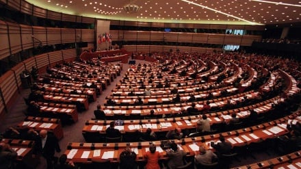 Parlamento Europeu vai votar acordo para avanço nas negociações do Brexit