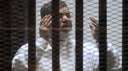  Egito: Tribunal condena ex-presidente Morsi por insulto ao sistema judicial