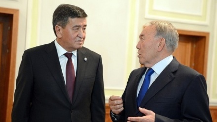 Сооронбай Жээнбеков Қозоғистонга сафар қилди