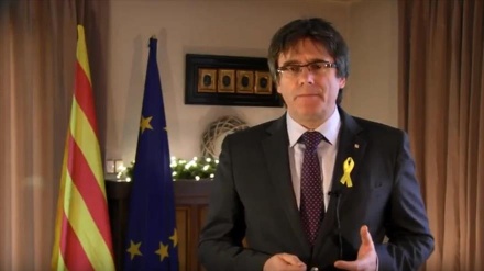 Catalogna, Puigdemont rinuncia a guidare la regione 