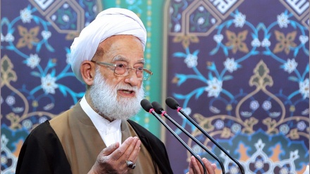テヘラン金曜礼拝、「敵はさまざまな方法でイスラム体制にダメージを与えようとしている」