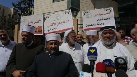 Ulama Palestina Seru Kaum Muslim Lawan Kesepakatan Abad