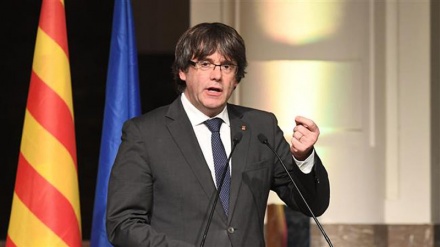 Spanish court withdraws arrest warrants issued for Catalan leaders