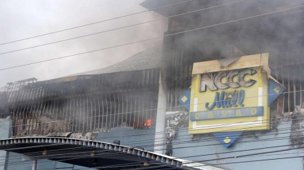 Filippine: violento incendio in un centro commerciale, 37 persone bruciate vive
