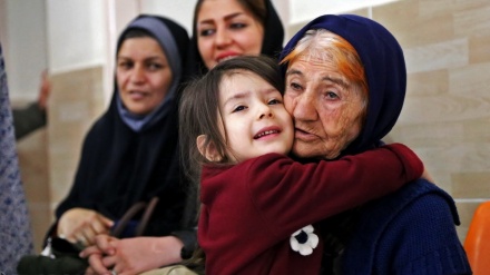 Memperingati Hari Lanjut Usia Internasional 