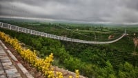 メシュギーンシャフルの吊り橋