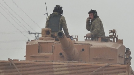Forcat turke bombardojnë pozicionet e ushtrisë siriane