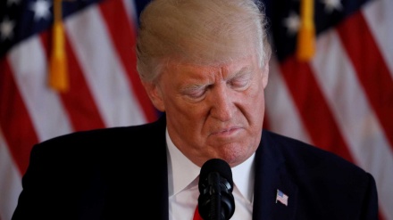 Trump cede e propõe conceder cidadania a 2 milhões de imigrantes