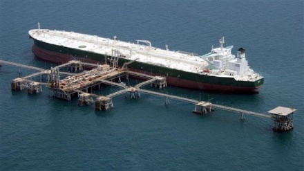 Iran says oil exports undisrupted as sanctions loom