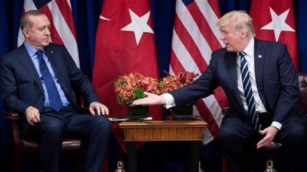 トルコ大統領が、アメリカ大統領との電話会談で、地域のテロ組織への支援停止を要請