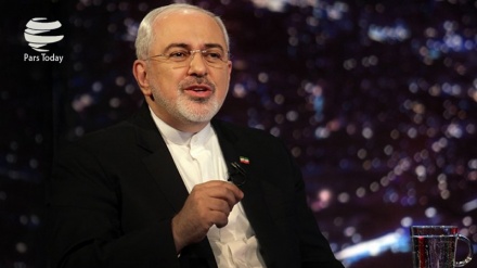 Зариф: АҚШ ва Саудия Арабистони ИШИДга қурол-яроғ етказиб бердилар