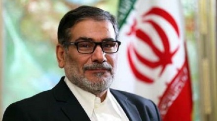 Shamkhani: Pretendimet e Trump për të rivendosur sanksione ndaj Iranit janë të kota