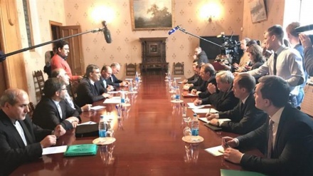Os desenvolvimentos regionais e árabes exigem consultas estreitas de Teerã e Moscou 
