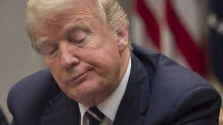 アメリカ国民の６割以上が大統領の行動に不満