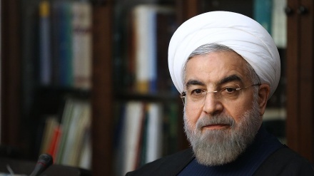 Rais Rouhani: Ushindi wa Mapinduzi ya Kiislamu ulikuwa muujiza wa kihistoria na kisiasa