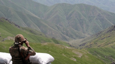 Bakü'nün Kanadalı milletvekillerinin Karabağ'a ziyaretine itirazı