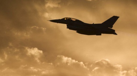 去年300多名叙利亚平民在美国联军向“代尔祖尔”省发动的袭击中丧生