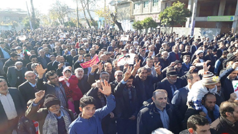  راهپیمایی مردم مشهد در محکومیت اغتشاشگران در ایجاد آشوب در ایران