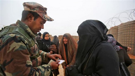 Jordan agrees to aid drop for stranded Syrians