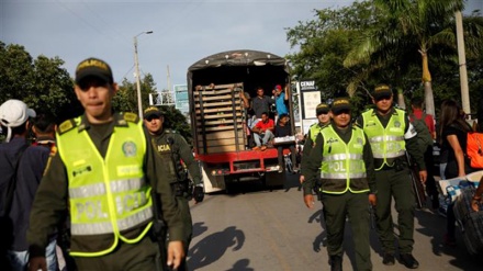 Colombia bomb attack kills 3 police, wounds 14 