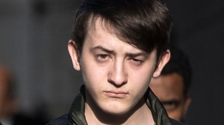 Një adoleshent anglez vjedh informacione të rëndësishme nga CIA