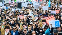 イラン国民のイスラム体制を支持するデモ行進（3日水曜）