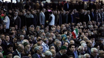 (FOTO) Tehran, manifestazione contro i disordini - 3