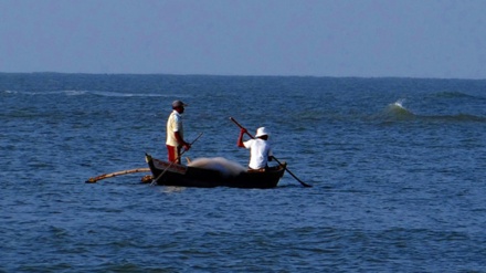 六名伊朗渔民获救并回国