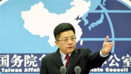 中国政府警告美国